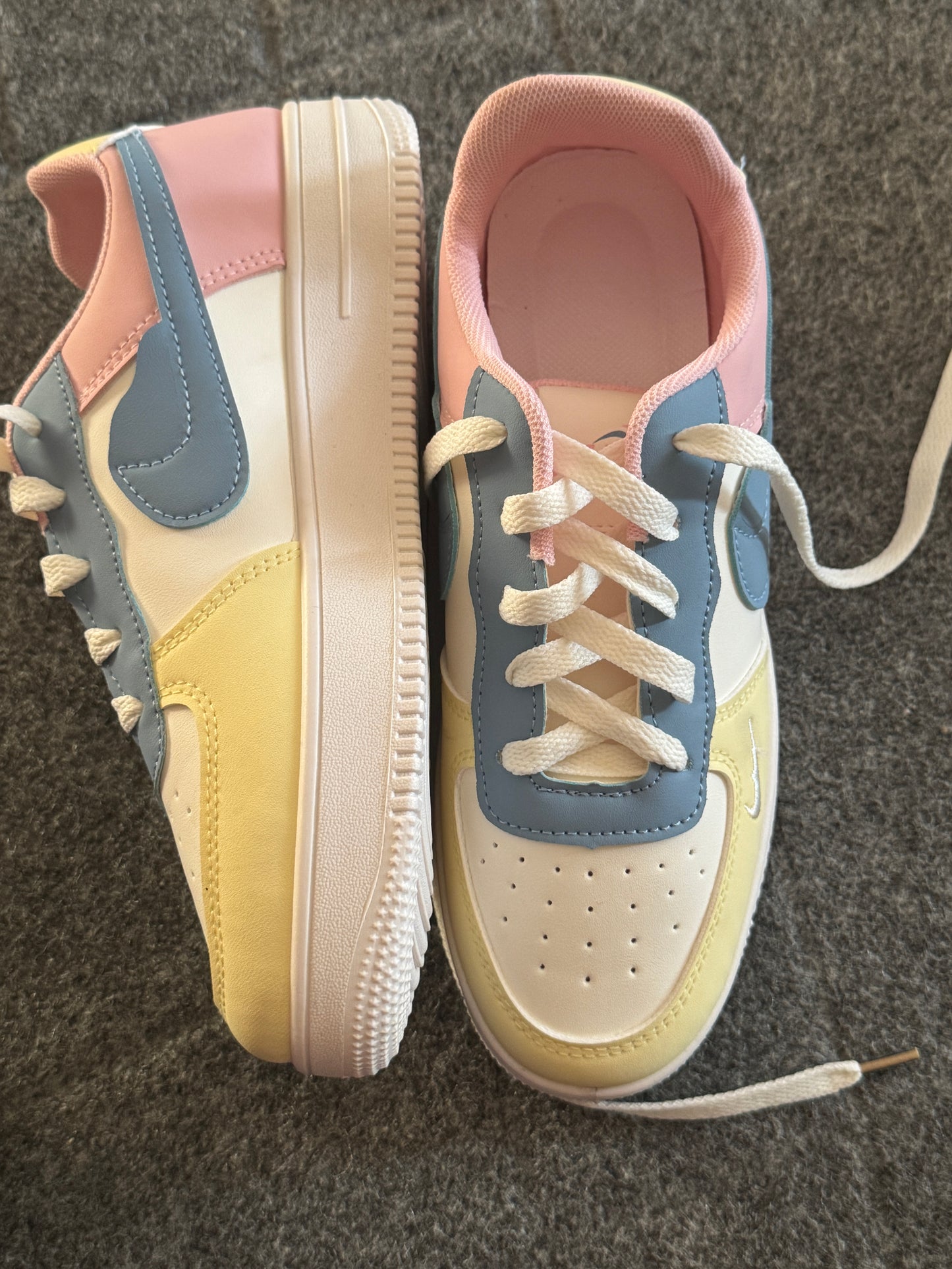 Women's Running Sneakers |  Pink & White Sports Trendy sneakers
