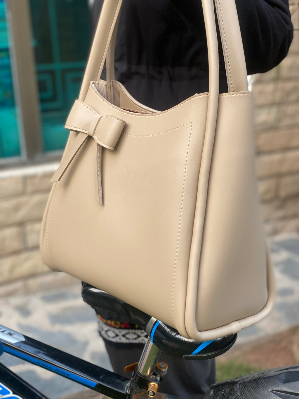 Cute Beige Bow Shoulder Bag - Lady's Fashion Tote