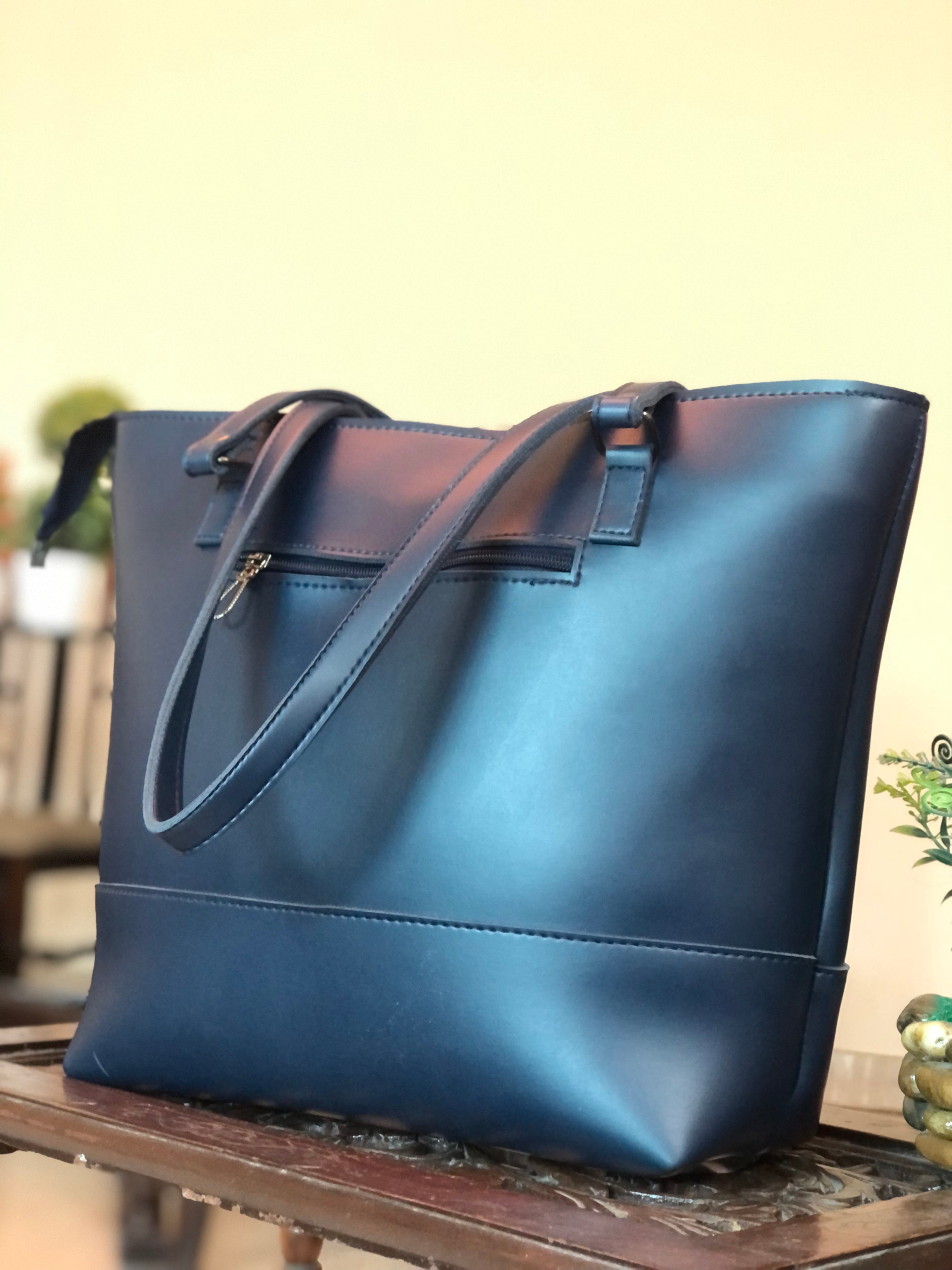 Large Capacity Shopper Tote in Deep Blue