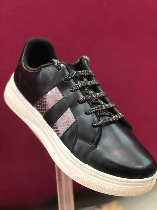 Shaab e Azaadi Sneakers | Black Fashionable Sneakers